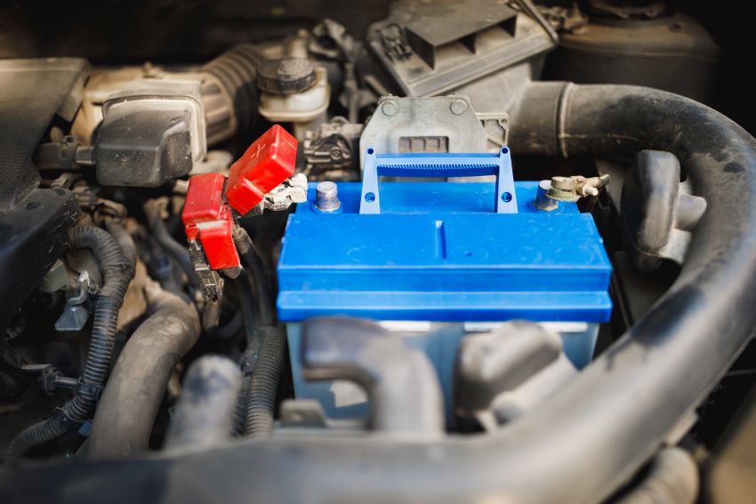 how can you tell if your car battery needs replacing